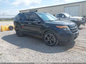  Salvage Ford Explorer
