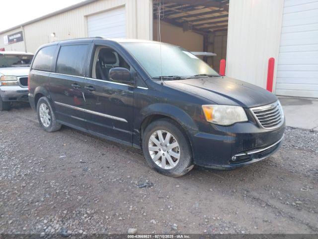  Salvage Chrysler Town & Country