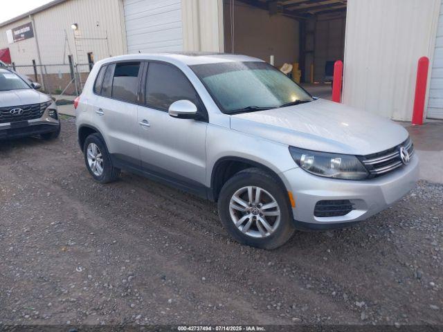  Salvage Volkswagen Tiguan