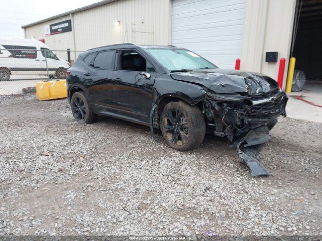  Salvage Chevrolet Blazer