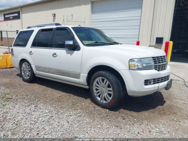  Salvage Lincoln Navigator