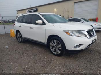  Salvage Nissan Pathfinder