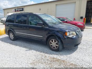  Salvage Chrysler Town & Country