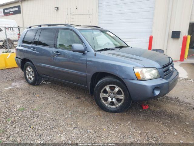  Salvage Toyota Highlander