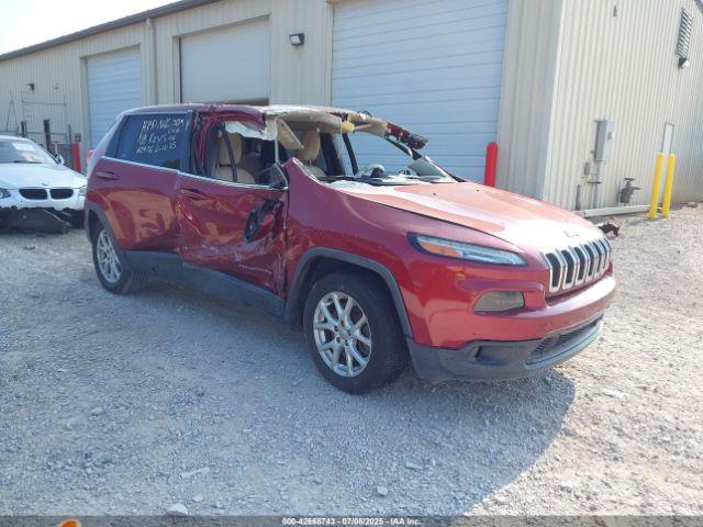  Salvage Jeep Cherokee