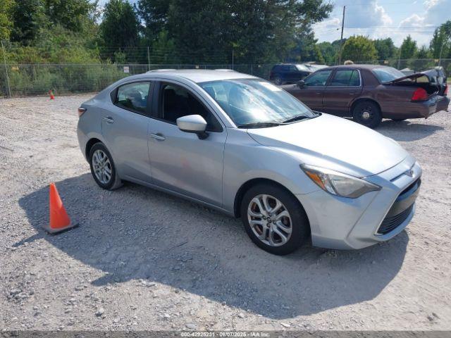  Salvage Toyota Yaris