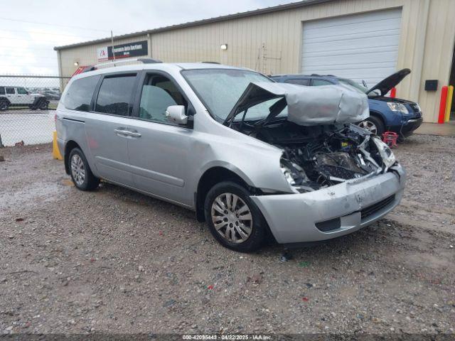  Salvage Kia Sedona