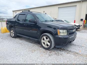  Salvage Chevrolet Avalanche 1500