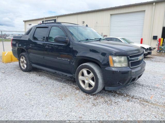  Salvage Chevrolet Avalanche 1500