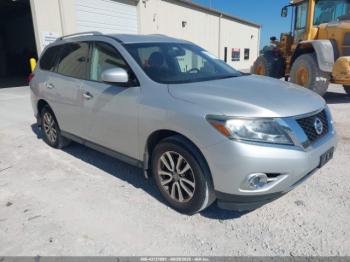  Salvage Nissan Pathfinder