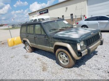  Salvage Jeep Cherokee