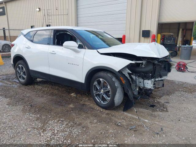  Salvage Chevrolet Blazer