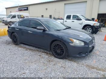  Salvage Nissan Maxima