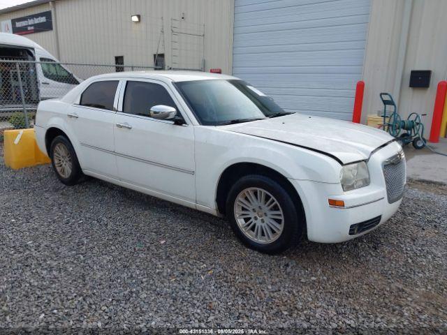  Salvage Chrysler 300