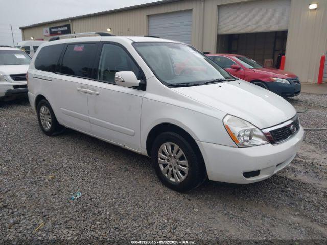  Salvage Kia Sedona