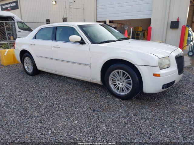  Salvage Chrysler 300