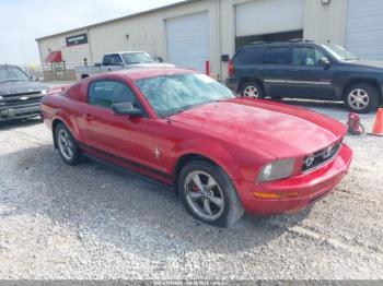  Salvage Ford Mustang