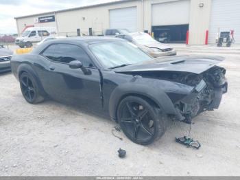  Salvage Dodge Challenger