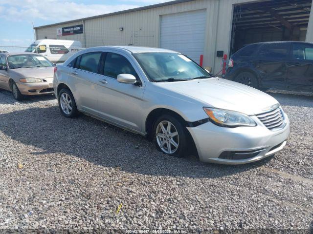  Salvage Chrysler 200