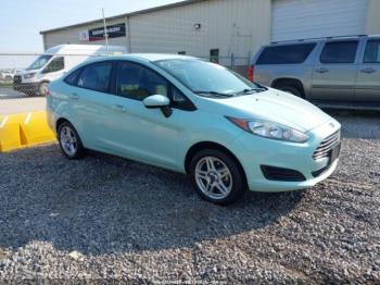  Salvage Ford Fiesta