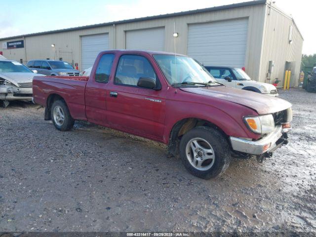  Salvage Toyota Tacoma