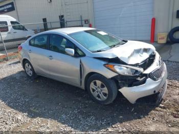  Salvage Kia Forte