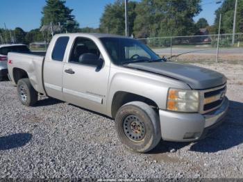  Salvage Chevrolet Silverado 1500