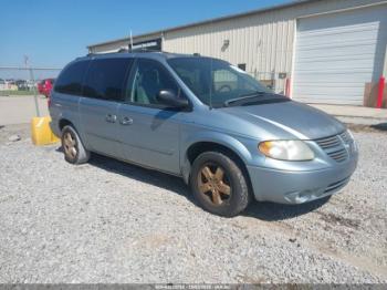  Salvage Dodge Grand Caravan
