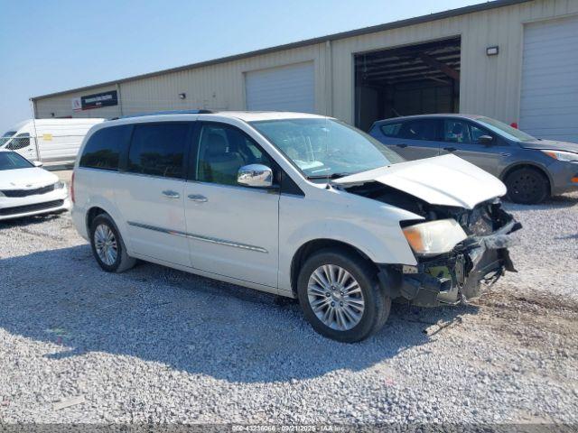 Salvage Chrysler Town & Country