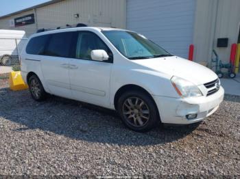  Salvage Kia Sedona