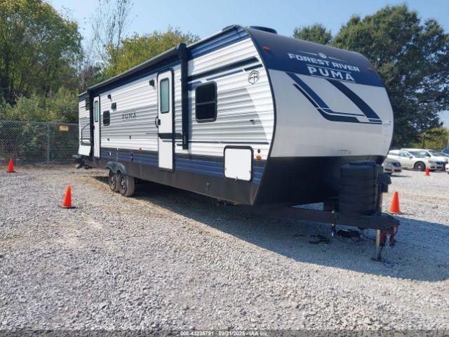  Salvage Palomino Travel Trailer