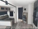 Palomino Travel Trailer Image 6
