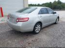 Toyota Camry Le Image 6