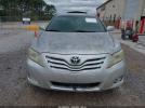 Toyota Camry Le Image 8