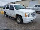 GMC Yukon Denali Image 1