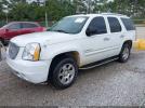 GMC Yukon Denali Image 2