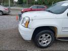 GMC Yukon Denali Image 3