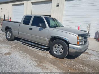  Salvage Chevrolet Silverado 1500