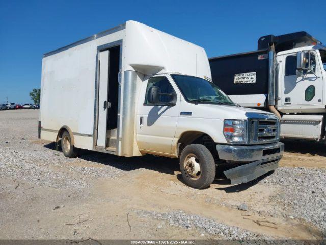  Salvage Ford E-350