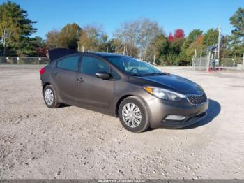  Salvage Kia Forte