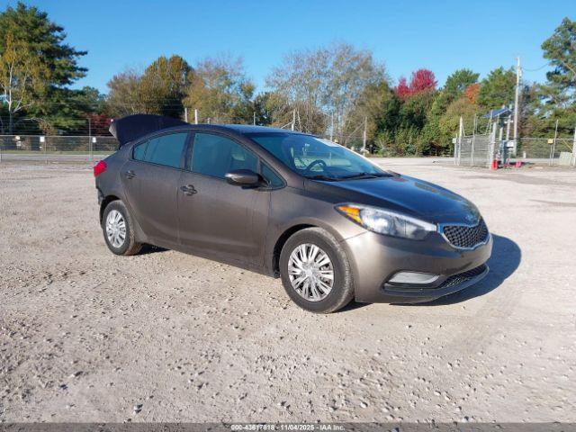  Salvage Kia Forte