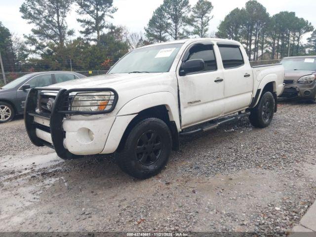 Toyota Tacoma Prerunner V6 Image 8