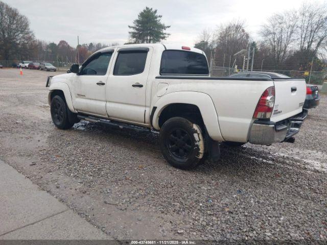 Toyota Tacoma Prerunner V6 Image 5