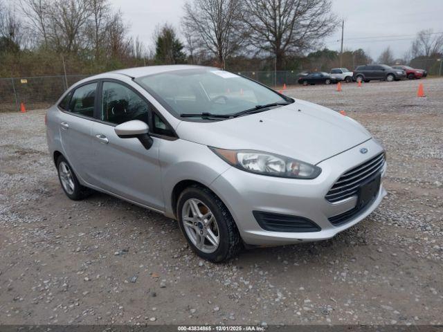  Salvage Ford Fiesta