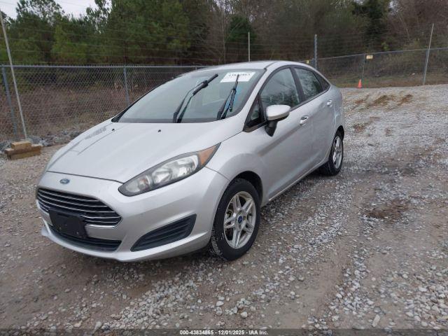 Ford Fiesta Se Image 10