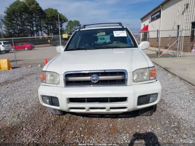 Nissan Pathfinder Le Platinum Image 4