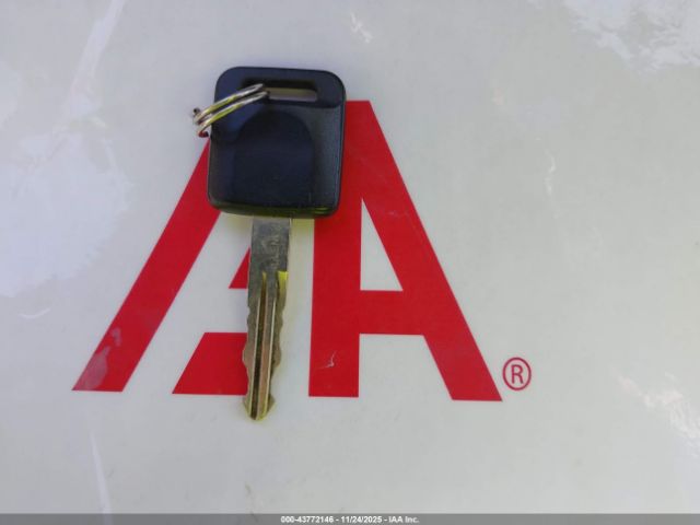 Nissan Pathfinder Le Platinum Image 9