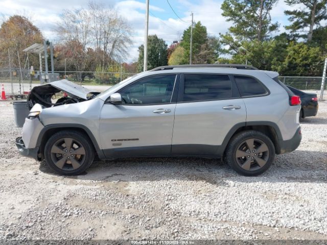 Jeep Cherokee 75th Anniversary Image 16