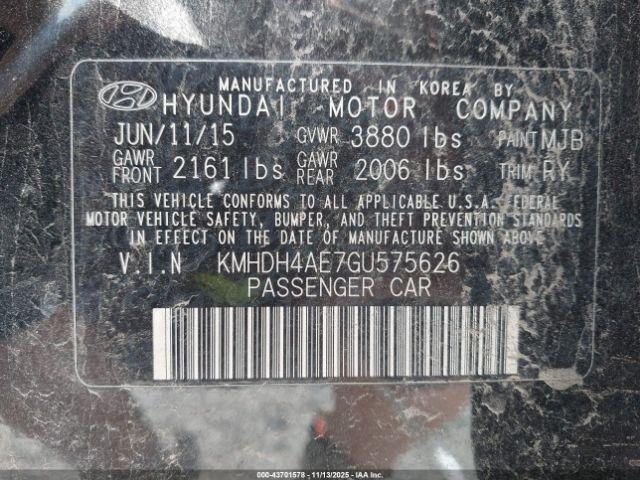 Hyundai ELANTRA Limited Image 7