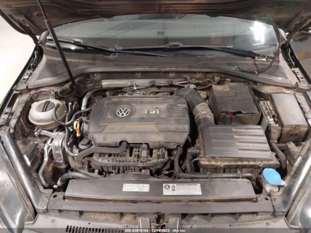 Volkswagen Golf Se 4-door Image 11